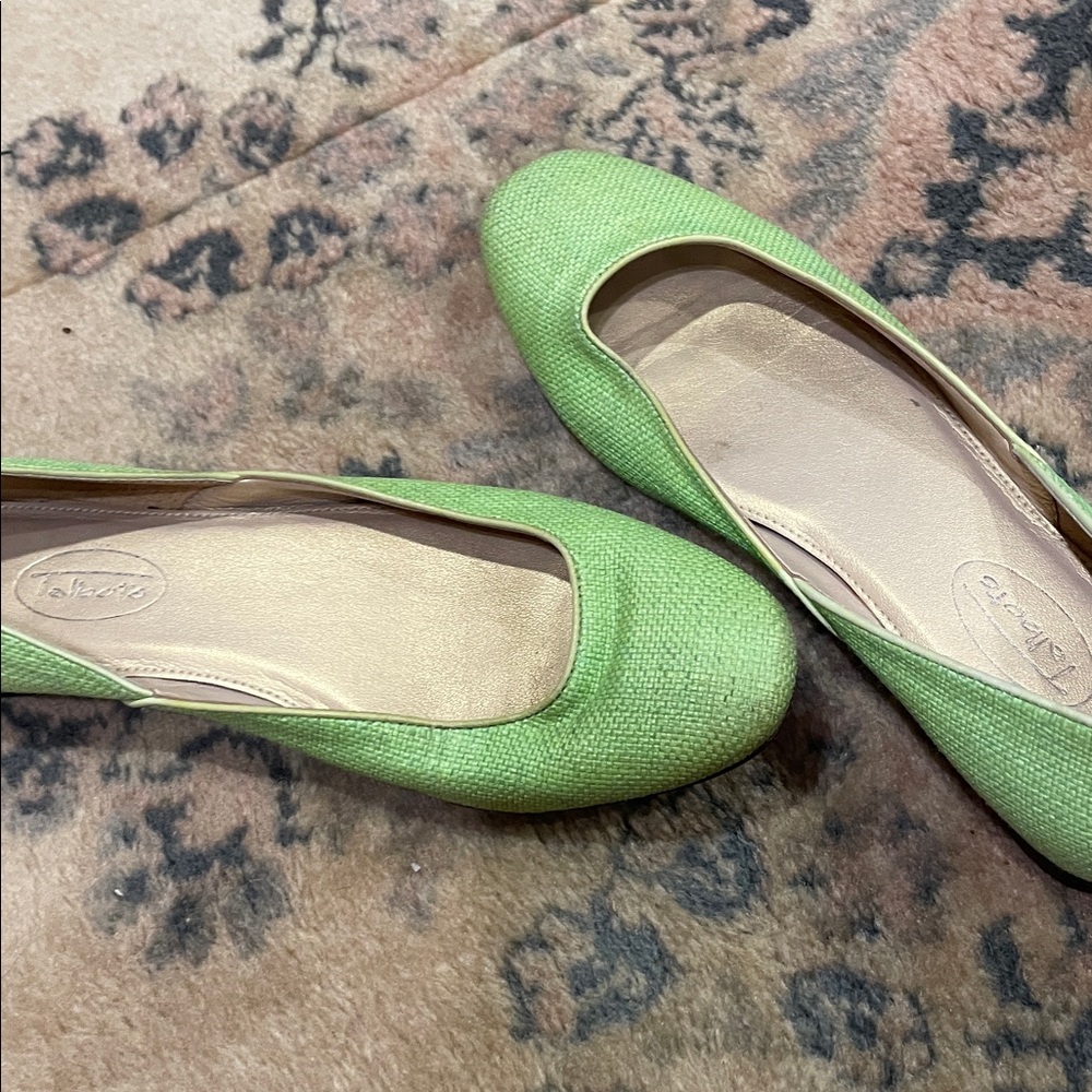 Green Ballet Flats